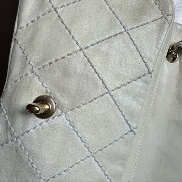 Chanel Lambskin Quilted Flower Patch Single Flap in Cream - Picture 6 of 10